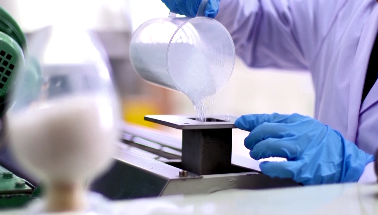Function and Application of Injection Molding and Extrusion Grade PVDF Resin
